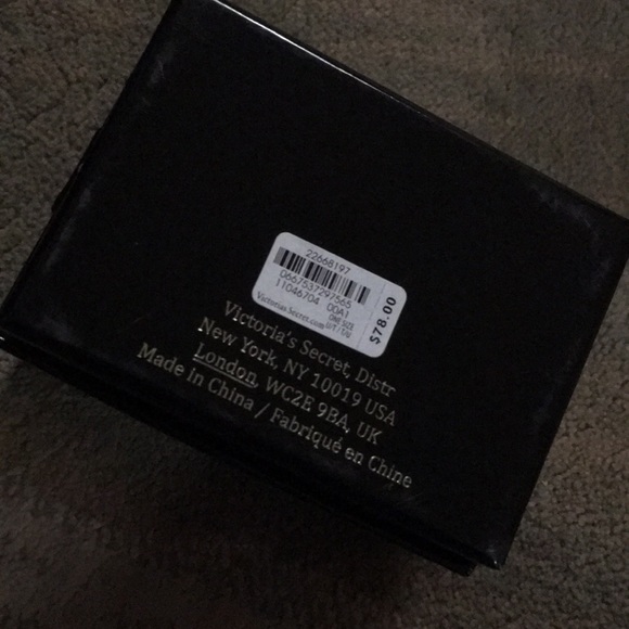 Victoria Secret chunky bracelet - Picture 5 of 5